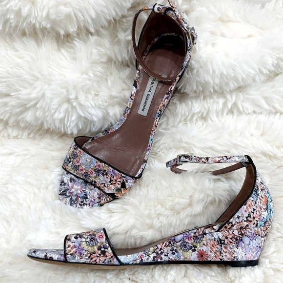 Tabitha Simmons Juniper Floral wedge sandals - Picture 1 of 7